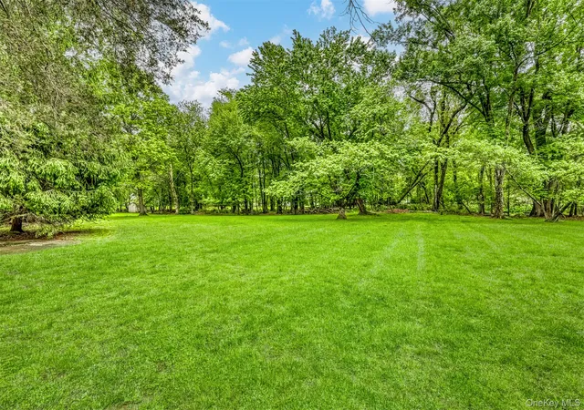 Photo 3 of Sale Pending at 32 Charlotte Dr, Ramapo, NY 10977 | MLS# 999607 | Listing updated on 2026-08-07