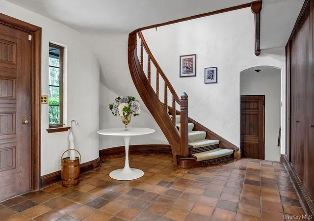 Photo 5 of Sale Pending at 335 Croton Dam Rd, Ossining, NY 10562 | MLS# 999615 | Listing updated on 2026-09-01