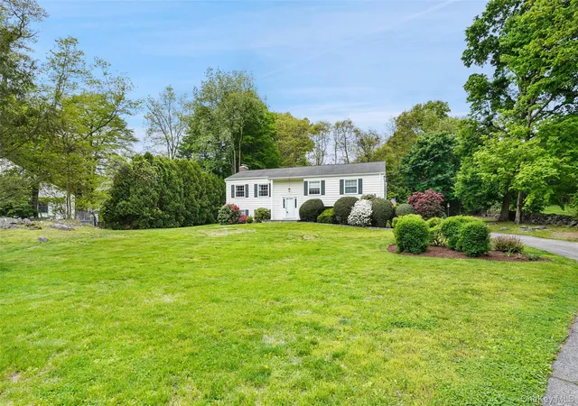 Photo 33 of Sale Pending at 31 Burns Pl, Briarcliff Manor, NY 10510 | MLS# 999630 | Listing updated on 2026-05-22