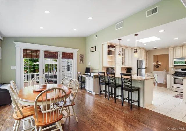 Photo 5 of Sale Pending at 31 Burns Pl, Briarcliff Manor, NY 10510 | MLS# 999630 | Listing updated on 2026-05-22