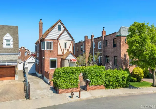 Photo 2 of Sale Pending at 6210 Boelsen Crescent, Rego Park, NY 11374 | MLS# 999633 | Listing updated on 2026-08-21