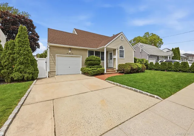 2nd image of 249 N 6th St, Oyster Bay, NY 11714 | MLS# 999672