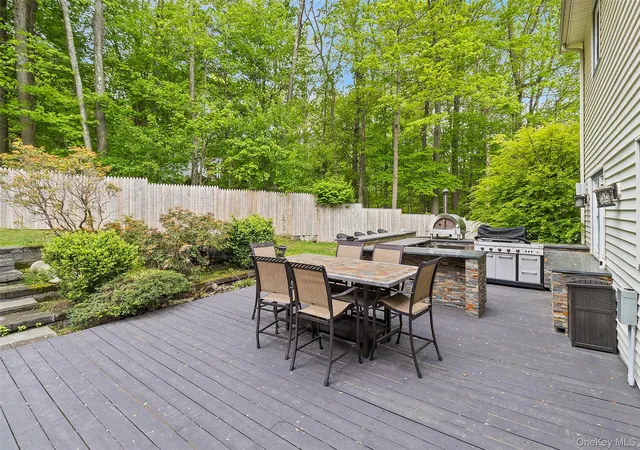 4th image of 2 Watergate Dr, Somers, NY 10501 | MLS# 999673