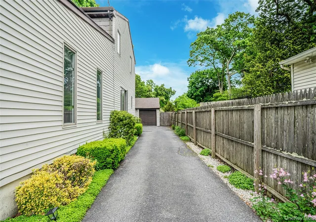 40th image of 1333 Boston Ave, Bay Shore, NY 11706 | MLS# 999745