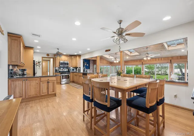 4th image of 128 Crystal Beach Blvd, Moriches, NY 11955 | MLS# 999801
