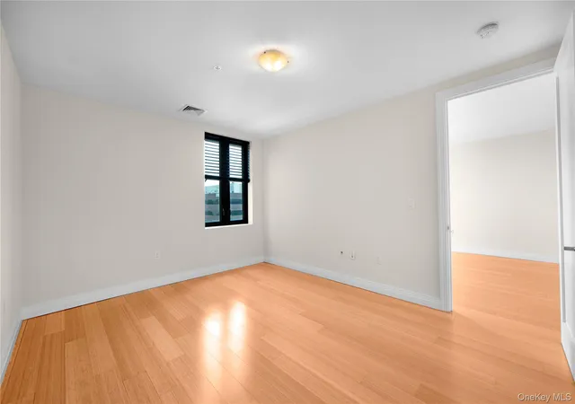 4th image of 701 Ridge Hill Blvd #11N, Yonkers, NY 10710 | MLS# 999852