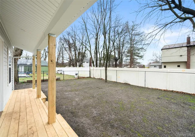 16th image of 53 Judith Dr, Coram, NY 11727 | MLS# 999854