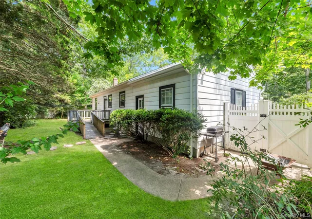 Homes for sale in Southampton, NY | 62 Squires Ave, Southampton, NY 11942 | MLS# 999857