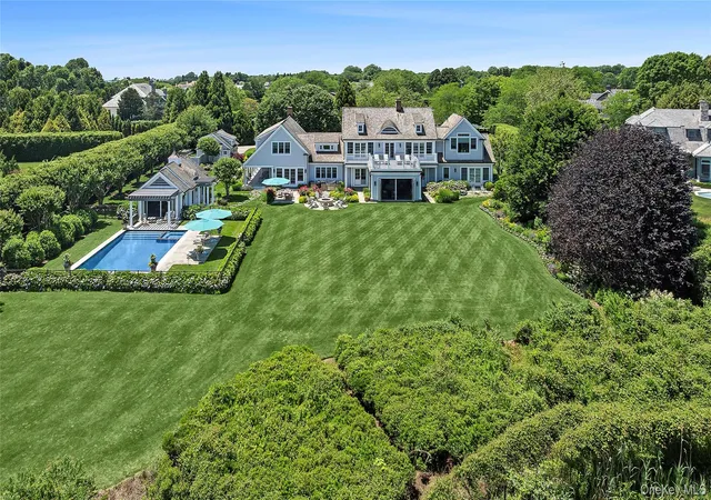 3rd image of 155 Duck Pond Ln, Southampton, NY 11968 | MLS# 999864