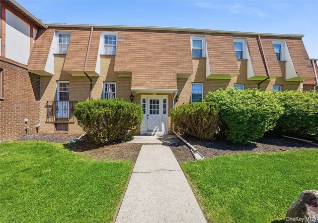 1st image of 21 Weathervane Dr #16, Washingtonville, NY 10992 | MLS# 999872