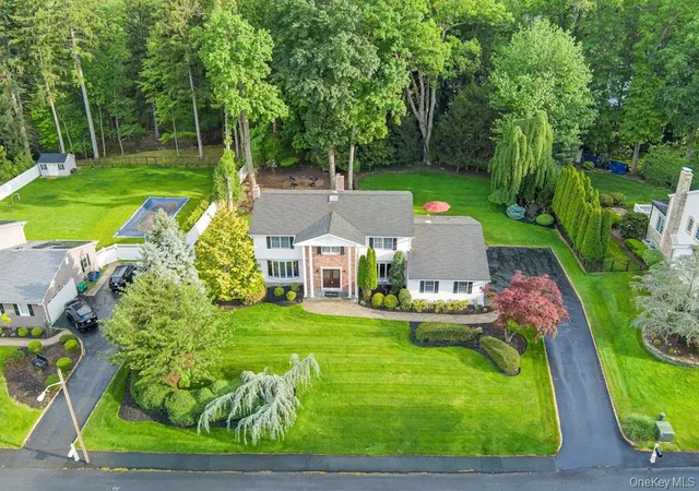 4th image of 27 Rochelle Dr, New City, NY 10956 | MLS# 999894