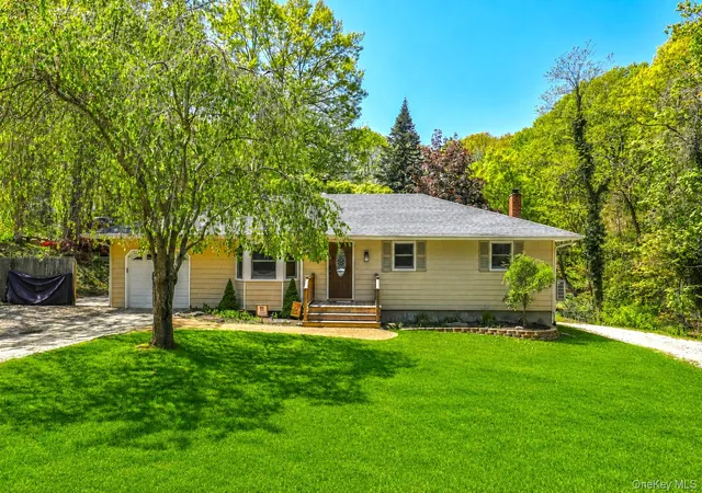 2nd image of 11 Oakwood Dr, Wading River, NY 11792 | MLS# 999914