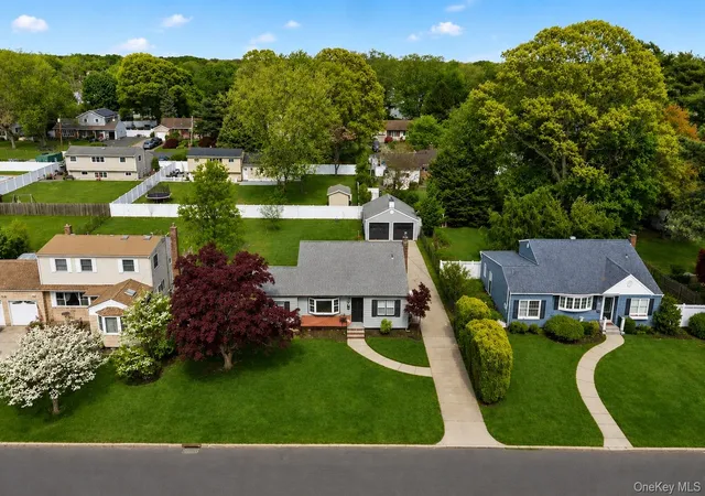Photo 3 of Single family home for sale at 1413 Peters Blvd, Islip, NY 11706 | MLS# 999944 | Listing updated on 2026-09-20