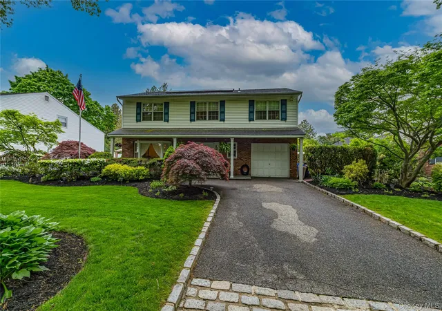 2nd image of 32 Dressler Rd, Greenlawn, NY 11740 | MLS# 999945