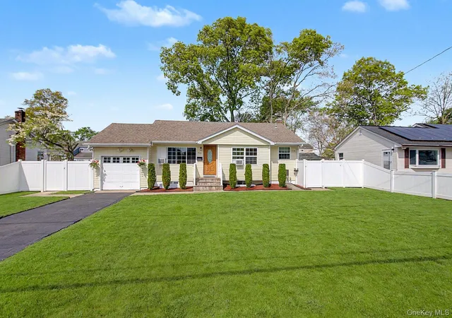 1st image of 710 Broadway, Brentwood, NY 11717 | MLS# 999951