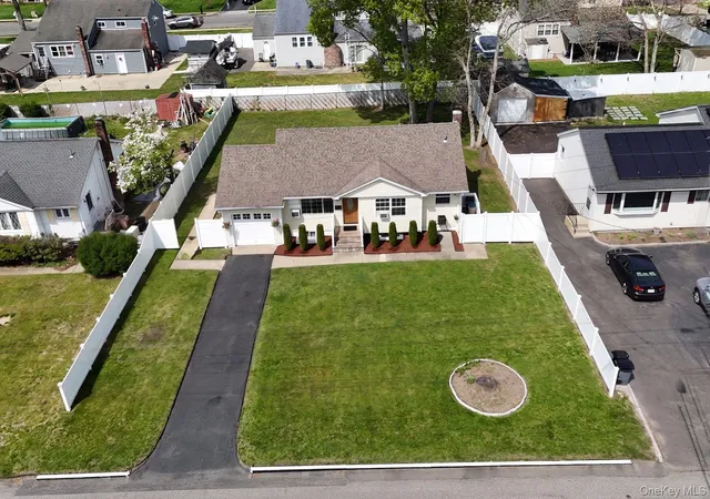 19th image of 710 Broadway, Brentwood, NY 11717 | MLS# 999951