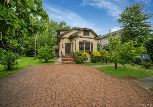 1st image of 189d Edgewater Park, New York, NY 10465