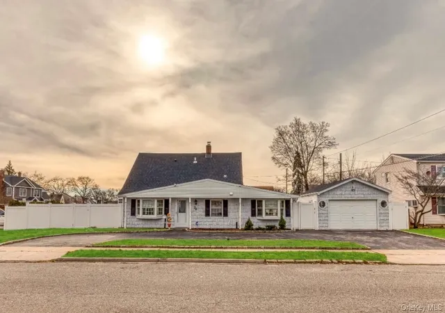 Photo 1 of Single family home for sale at 70 Sycamore Ln, Hempstead, NY 11756 | MLS# 999961 | Listing updated on 2026-08-16