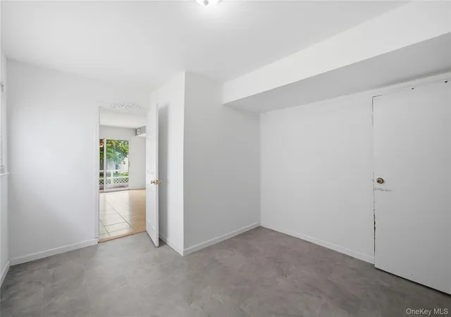 Photo 4 of Sale Pending at 160-19 88th Street, New York, NY 11414 | MLS# 999979 | Listing updated on 2026-07-31