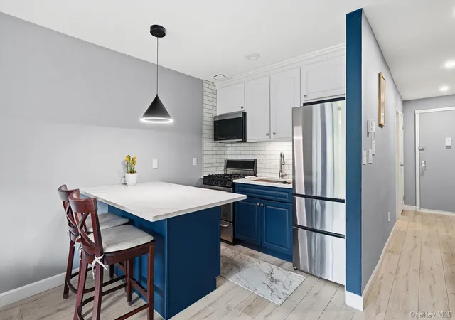 Homes for sale in New Rochelle, NY | 2261 Palmer Ave #4L, New Rochelle, NY 10801 | MLS# 999990