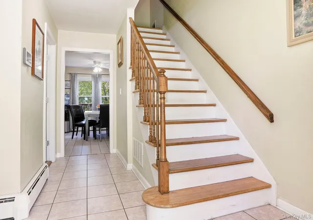 Photo 3 of Single family home for sale at 29 Hillview Dr, La Grange, NY 12603 | MLS# 000018 | Listing updated on 2026-09-21