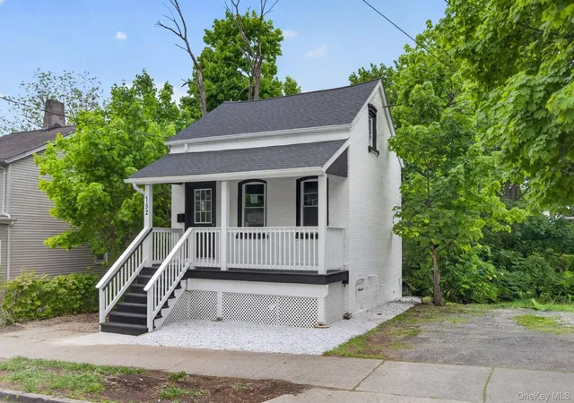 1st image of 152 N Clinton St, Poughkeepsie, NY 12601 | MLS# 000024