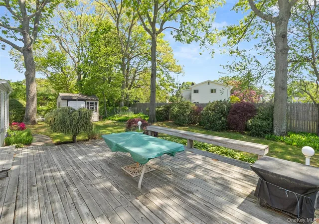 22nd image of 46 39th St, Islip, NY 11751 | MLS# 000039