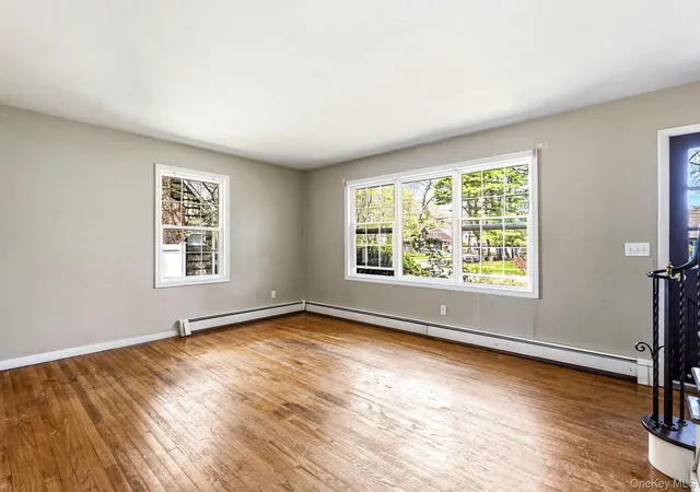 Homes for sale in Southampton, NY | 9 White Birch Ln, Southampton, NY 11960 | MLS# 000055