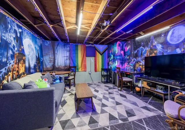 24th image of 171 W 16th St, Babylon, NY 11729 | MLS# 000062