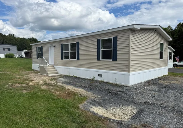 Photo 1 of Manufactured home for sale at 29 Shore Ln, Mamakating, NY 12722 | MLS# 000066 | Listing updated on 2026-08-13