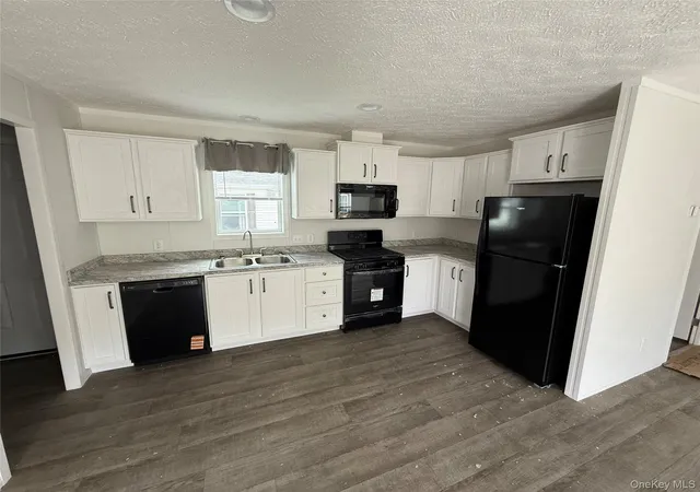 Photo 3 of Manufactured home for sale at 29 Shore Ln, Mamakating, NY 12722 | MLS# 000066 | Listing updated on 2026-08-13