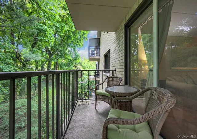 Homes for sale in Eastchester, NY | 108 Sagamore Rd #5E, Eastchester, NY 10708 | MLS# 000069