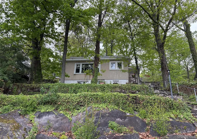 Photo 2 of Sale Pending at 11 Rocky Trl, Greenwood Lake, NY 10925 | MLS# 000074 | Listing updated on 2026-09-16