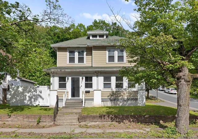 Homes for sale in Kingston, NY | 169 E Chester St, Kingston, NY 12401 | MLS# 000107