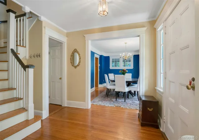 3rd image of 1 8Th St, Pelham, NY 10803 | MLS# 000109