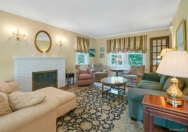 4th image of 1 8Th St, Pelham, NY 10803 | MLS# 000109