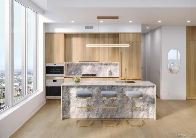 2nd image of 138-18 Northern Blvd #PH1F, Flushing, NY 11354 | MLS# 000112