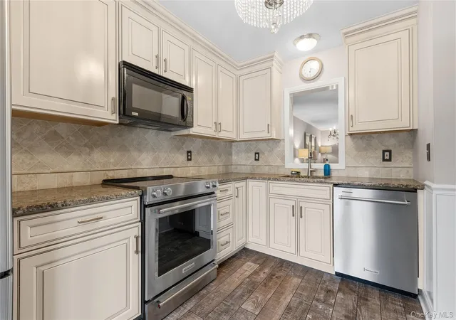 1st image of 204 Twin Brook Ct, Southeast, NY 10512 | MLS# 000136