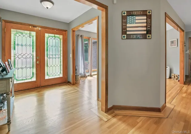 Photo 4 of Single family home for sale at 220 Oxford Rd, Chester, NY 10918 | MLS# 000137 | Listing updated on 2026-07-10
