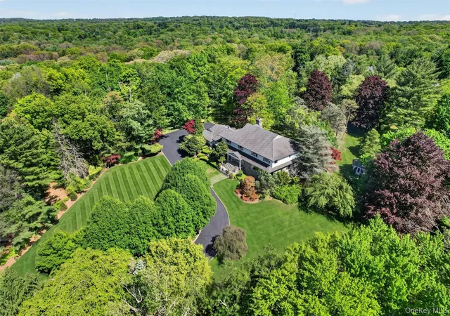 Photo 1 of Mansion for sale at 20 Moriah Ln, Ramapo, NY 10901 | MLS# 000156 | Listing updated on 2026-08-04