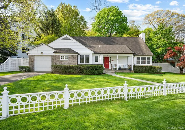 Photo 2 of Sale Pending at 52 Midland Ave, Bronxville, NY 10708 | MLS# 000181 | Listing updated on 2026-07-19