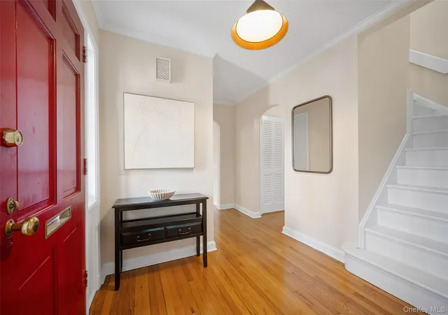 Photo 3 of Sale Pending at 52 Midland Ave, Bronxville, NY 10708 | MLS# 000181 | Listing updated on 2026-07-19