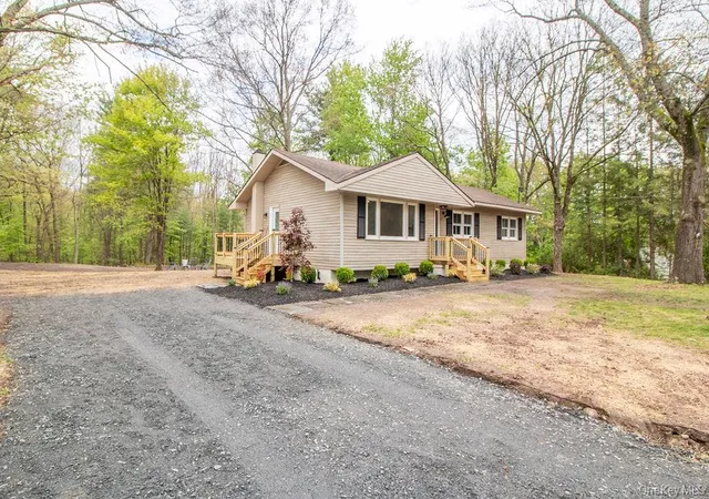 Homes for sale in Wawarsing, NY | 31 Marion Ave, Wawarsing, NY 12458 | MLS# 000186