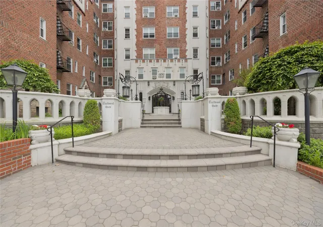 Homes for sale in Mount Vernon, NY | 60 W Broad St #1G, Mount Vernon, NY 10552 | MLS# 000187
