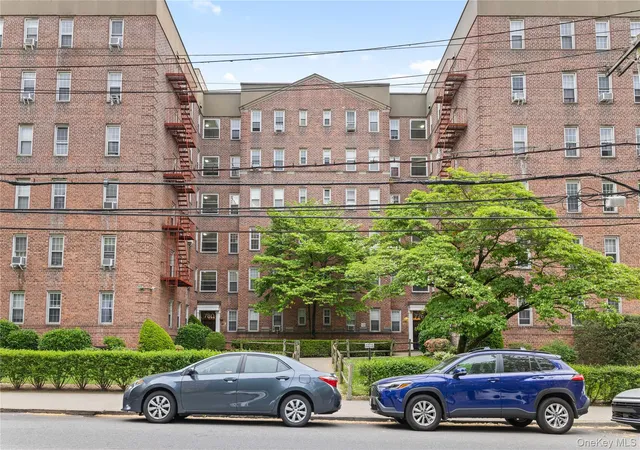Photo 18 of Sale Pending at 776 Bronx River Rd #B41, Bronxville, NY 10708 | MLS# 1000227 | Listing updated on 2026-09-13