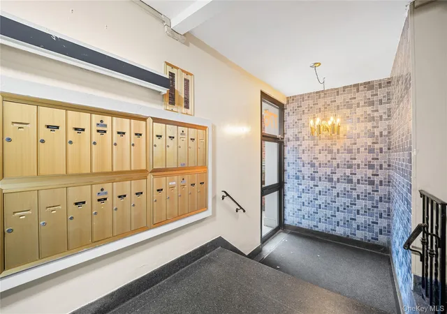 Photo 3 of Sale Pending at 776 Bronx River Rd #B41, Bronxville, NY 10708 | MLS# 1000227 | Listing updated on 2026-09-13