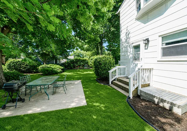 32nd image of 31 Crooked Hill Rd, Huntington, NY 11743 | MLS# 1000232