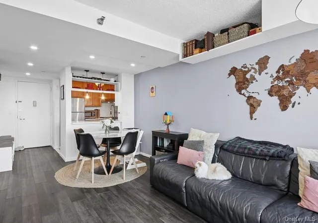 Photo 4 of Sale Pending at 4-74 48th Avenue #PH1H, Long Island City, NY 11109 | MLS# 1000269 | Listing updated on 2026-07-03