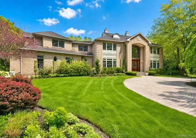 Photo 1 of Sale Pending at 1 Springwood Path, Oyster Bay, NY 11791 | MLS# 1000303 | Listing updated on 2026-09-28