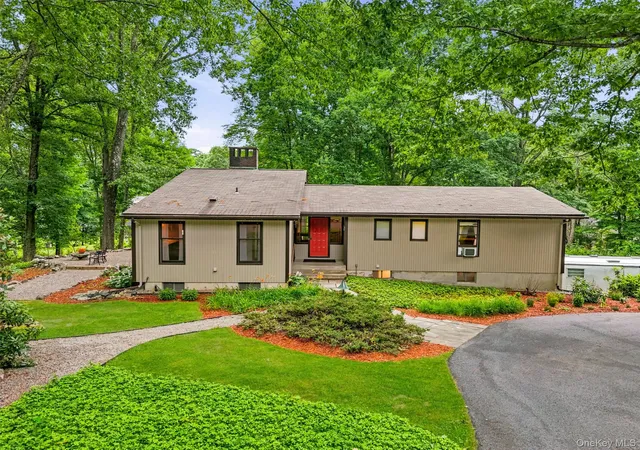 Photo 1 of Single family home for sale at 176 Route 118, Yorktown Heights, NY 10598 | MLS# 1000328 | Listing updated on 2026-10-01